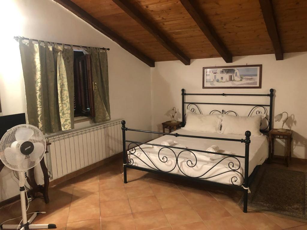 Rea Villa Coltodino Room photo